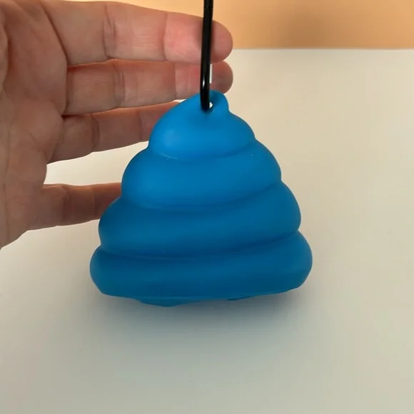 Blue Silicone Dog Poop Bag Dispenser - Picture 3 of 6